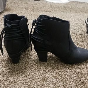Ankle boots